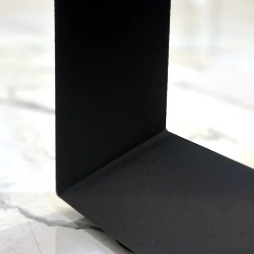 پایه فلزی با رنگ کوره‌ای